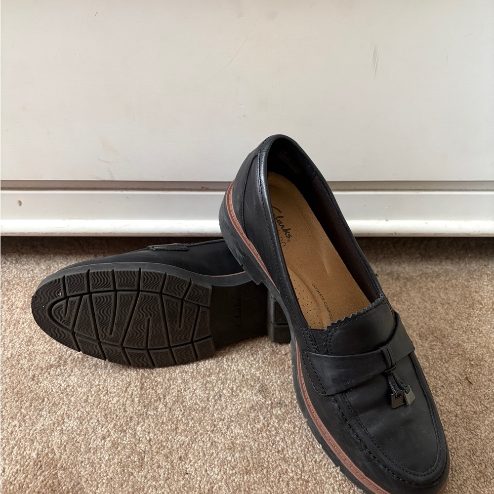Penny Loafers- Clark’s Westlynn Bella Women’s Moc Closed Toe Loafers